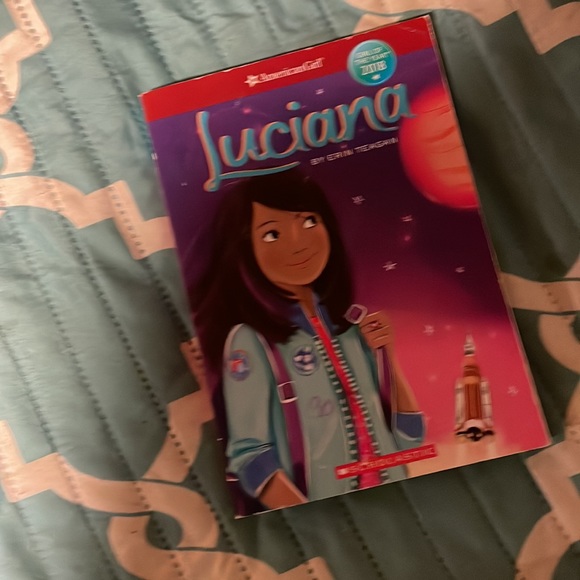 Book - Picture 3 of 8